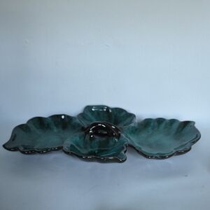 Vintage Green Leaf Shape Glazed Pottery Serving Dish Canada 1035 Evangeline